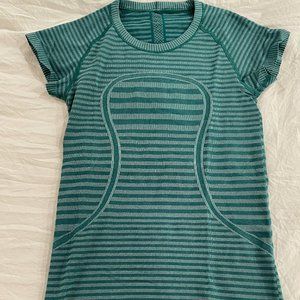 Lululemon Swiftly Tech Top - Size 4